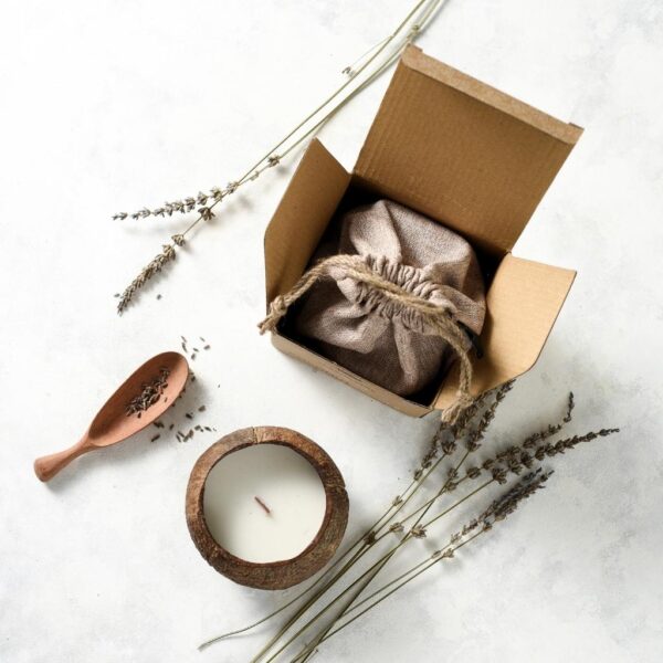 Coconut Shell Candle - Image 4