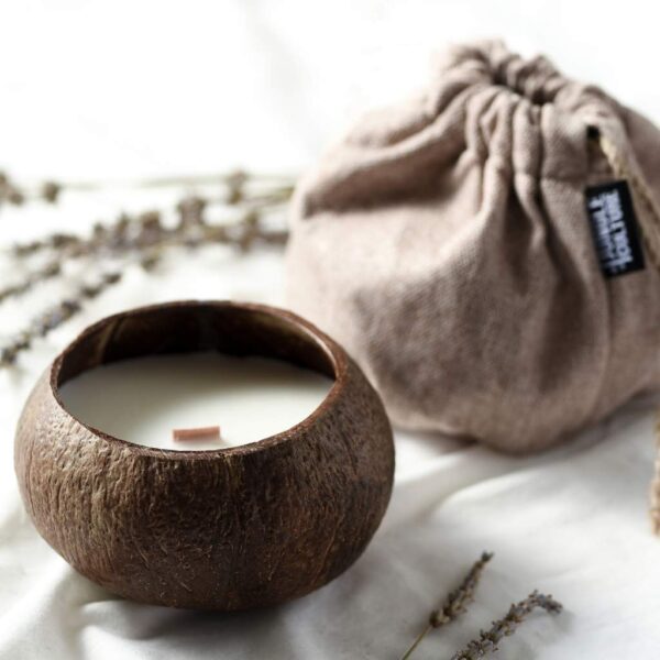Coconut Shell Candle - Image 3